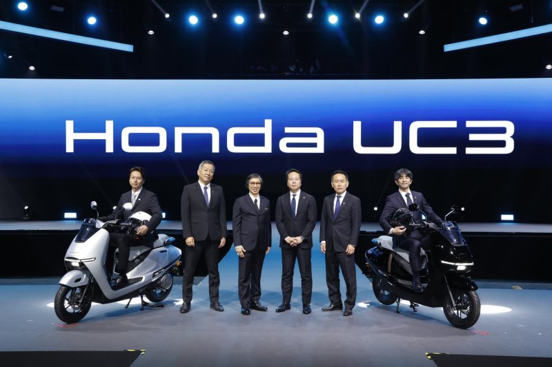 Tiga Mode Berkendara Jadi Daya Tarik Motor Listrik Honda UC3